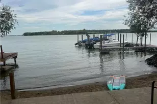 10556 E Bayshore Rd, Lakeside Marblehead, OH 43440 - Photo 3