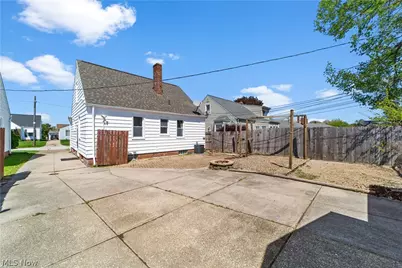 6307 Kenneth Avenue, Parma, OH 44129 - Photo 33