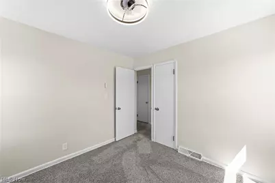6307 Kenneth Avenue, Parma, OH 44129 - Photo 15
