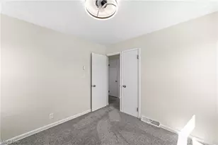 6307 Kenneth Ave, Parma, OH 44129 - Photo 15
