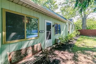 9041 Maiden Ln, Mentor, OH 44060 - Photo 31