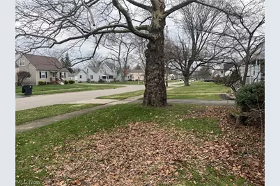 625 Meadowbrook Avenue SE, Warren, OH 44484 - Photo 3