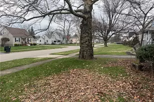 625 Meadowbrook Ave SE, Warren, OH 44484 - Photo 3