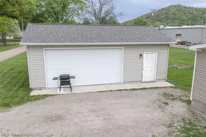 2195 James Street SE, New Philadelphia, OH 44663 - Photo 5