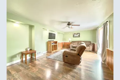 1664 Douglas Road, Wickliffe, OH 44092 - Photo 15