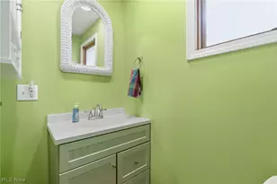 6109 Vale View Dr SW, Sherrodsville, OH 44675 - Photo 19