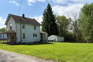 1945 Nair St, Youngstown, OH 44505 - Photo 27