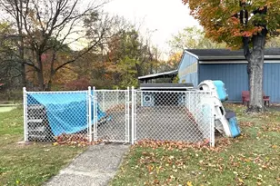 3288 Spring Valley Rd, Akron, OH 44333 - Photo 35