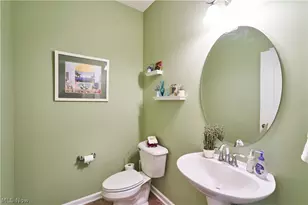 38083 Euclid Ave, Willoughby, OH 44094 - Photo 11