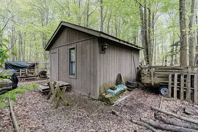 7814 Poorman Road, Vermilion, OH 44089 - Photo 29