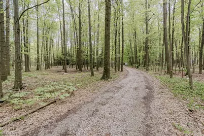 7814 Poorman Road, Vermilion, OH 44089 - Photo 33
