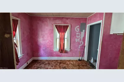 647 Columbia Avenue, Akron, OH 44310 - Photo 13