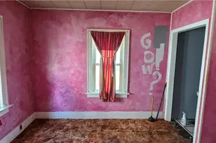 647 Columbia Ave, Akron, OH 44310 - Photo 13