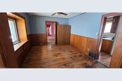 647 Columbia Avenue, Akron, OH 44310 - Photo 5