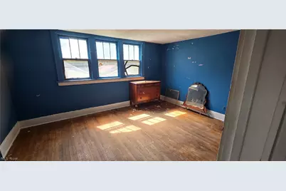 647 Columbia Avenue, Akron, OH 44310 - Photo 15