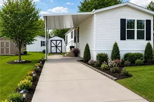 28 Thomas Blvd NW, Massillon, OH 44647 - Photo 3