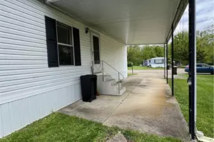28 Thomas Blvd NW, Massillon, OH 44647 - Photo 5