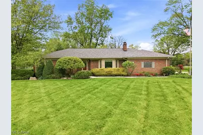 4122 Devon Drive SE, Warren, OH 44484 - Photo 1