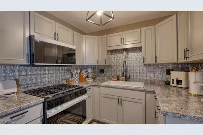 212 Westview Drive, New Concord, OH 43762 - Photo 9