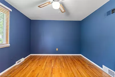 13665 Starlite Drive, Brook Park, OH 44142 - Photo 17