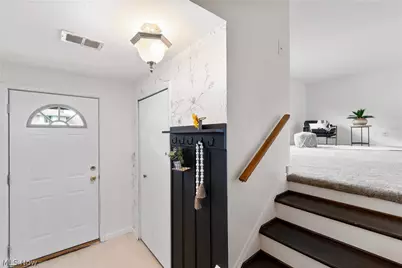 13665 Starlite Drive, Brook Park, OH 44142 - Photo 3