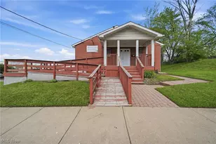 611 Hartford Ave SE, Canton, OH 44707 - Photo 1