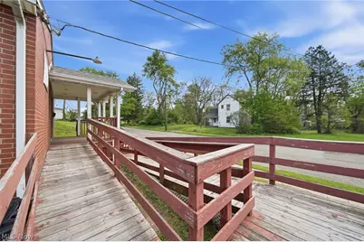 611 Hartford Avenue SE, Canton, OH 44707 - Photo 9