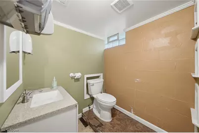 611 Hartford Avenue SE, Canton, OH 44707 - Photo 29