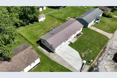 239 Locust Drive, Mineral Wells, WV 26150 - Photo 9