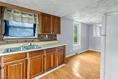 7145 Bloomfield Road, Cambridge, OH 43725 - Photo 5