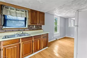 7145 Bloomfield Rd, Cambridge, OH 43725 - Photo 5