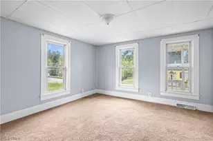 7145 Bloomfield Rd, Cambridge, OH 43725 - Photo 9