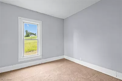 7145 Bloomfield Road, Cambridge, OH 43725 - Photo 11