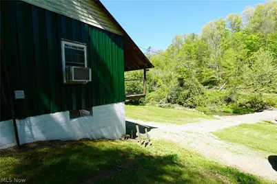 8261 Glendale Road, Cairo, WV 26337 - Photo 29