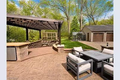 6325 Crossview Road, Green Hills, OH 44131 - Photo 3
