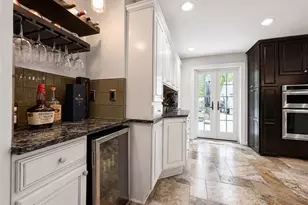 6325 Crossview Rd, Green Hills, OH 44131 - Photo 11