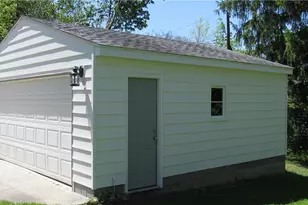 2346 26th St, Cuyahoga Falls, OH 44223 - Photo 23