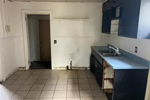 2503 E 29th St, Lorain, OH 44055 - Photo 3