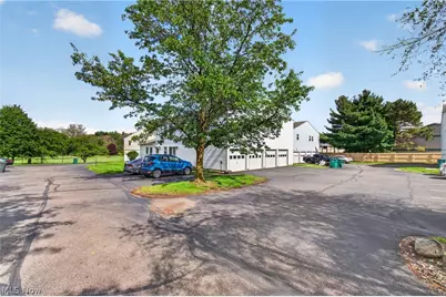 2549 Royal County Down Drive #15B, Uniontown, OH 44685 - Photo 21