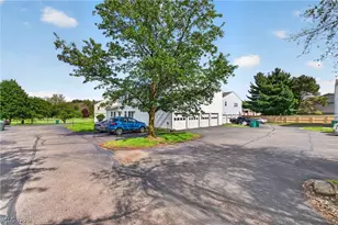 2549 Royal County Down Dr, Uniontown, OH 44685 - Photo 21