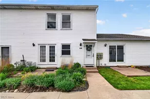2549 Royal County Down Dr, Uniontown, OH 44685 - Photo 1