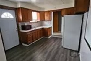 1947 Manhattan Ave, Youngstown, OH 44509 - Photo 3