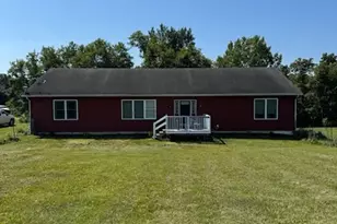 7833 Butcher Knife Rd, Roseville, OH 43777 - Photo 1