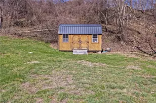 353 Weirton Ave, Weirton, WV 26062 - Photo 3