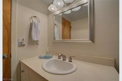 724 Strowbridge Drive, Huron, OH 44839 - Photo 33
