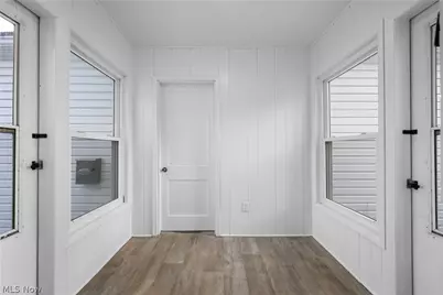 670 Davis Street, Akron, OH 44310 - Photo 29