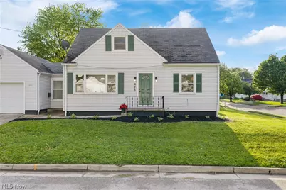 670 Davis Street, Akron, OH 44310 - Photo 3