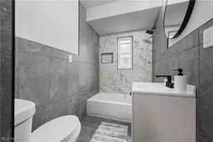 670 Davis St, Akron, OH 44310 - Photo 15