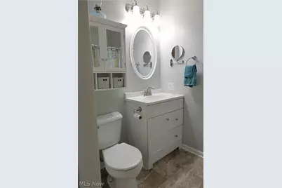677 Floral Valley E, Howard, OH 43028 - Photo 35