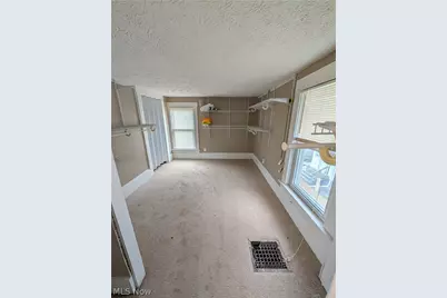 225 W Ohio Avenue, Sebring, OH 44672 - Photo 13